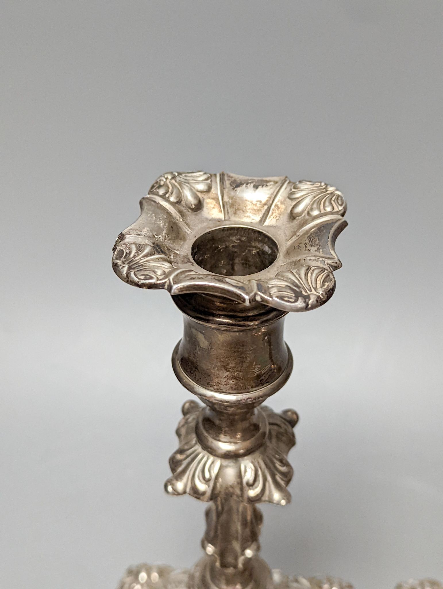 A pair of Victorian silver candlesticks by John Knowles & Sons, Sheffield, 1862, height 23cm, weighted.